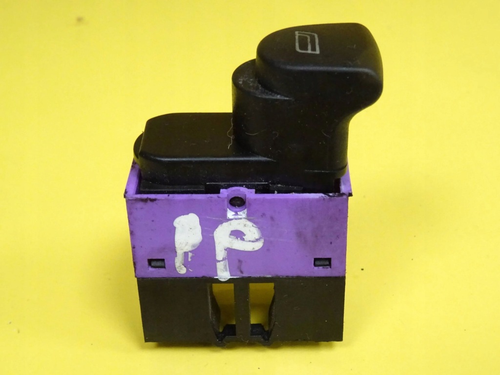 фото №1, Переключатель панель окон правый перед alfa romeo 156 nr1895