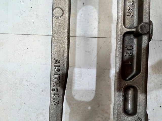 фото №8, Підрамник підрамник підрамник audi q7 4m0 bentley bentayga