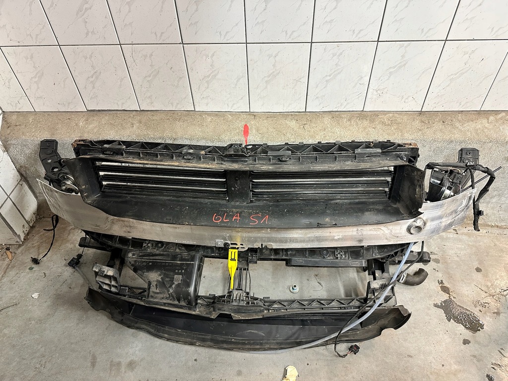 фото №13, Mercedes gla h247 kompletny перед радіатор бампер капот led