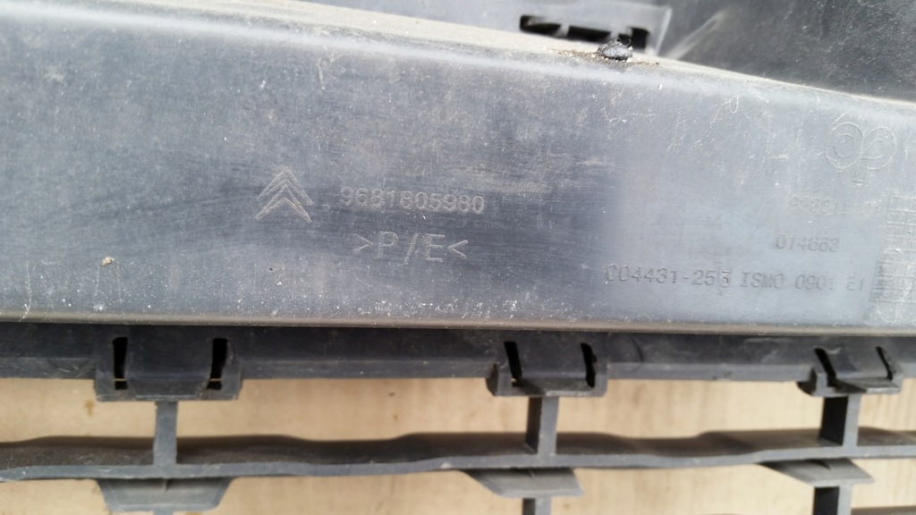 фото №10, Бампер передній citroen c3 picasso