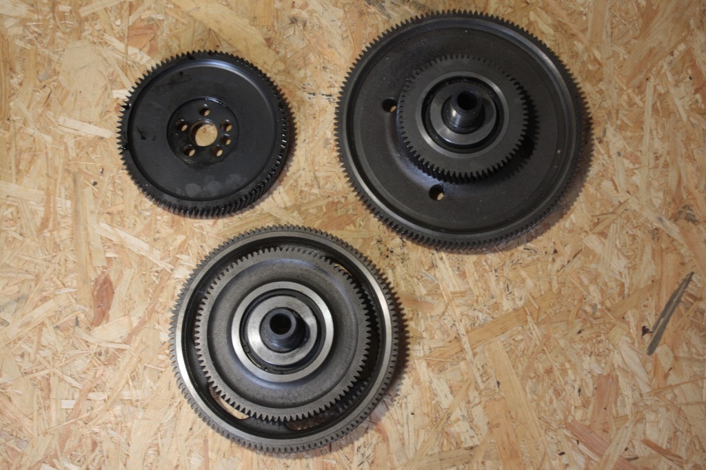 фото №1, Scania r 440 xpi колесо колеса распределительного вала комплект 1763438 1761400 1398294