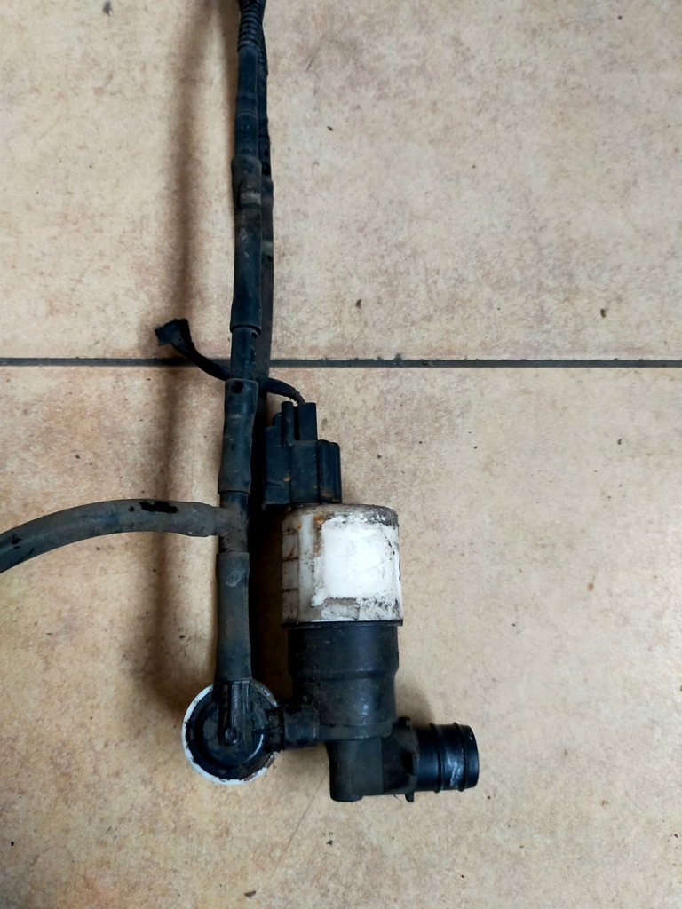 фото №1, Volvo s60 v60 помпа омывателя распылителя 10-