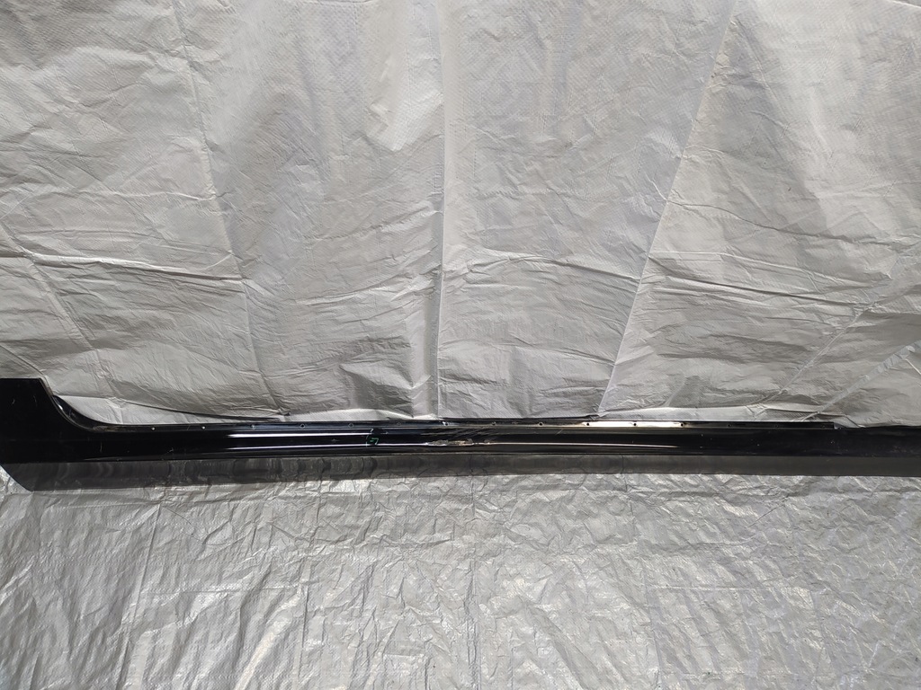 фото №1, Volvo v90 s90 16- порог правый молдинг порог правая