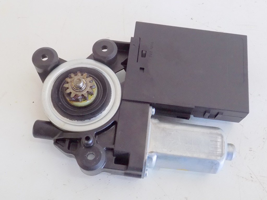 фото №5, Volvo s40 ii v50 08r моторчик стекло правый перед