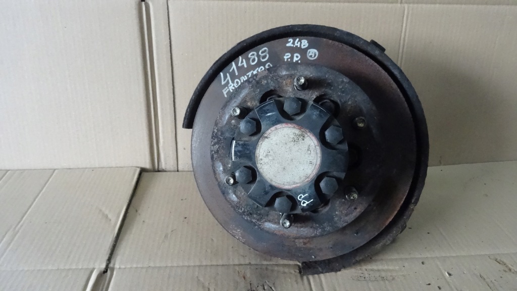 фото №1, Opel frontera a 2.4b поворотный кулак правый перед