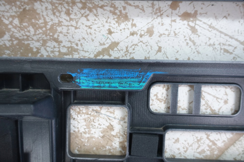 Suzuki vitara iii 2018- бампер перед передний 71711-86r Доставка