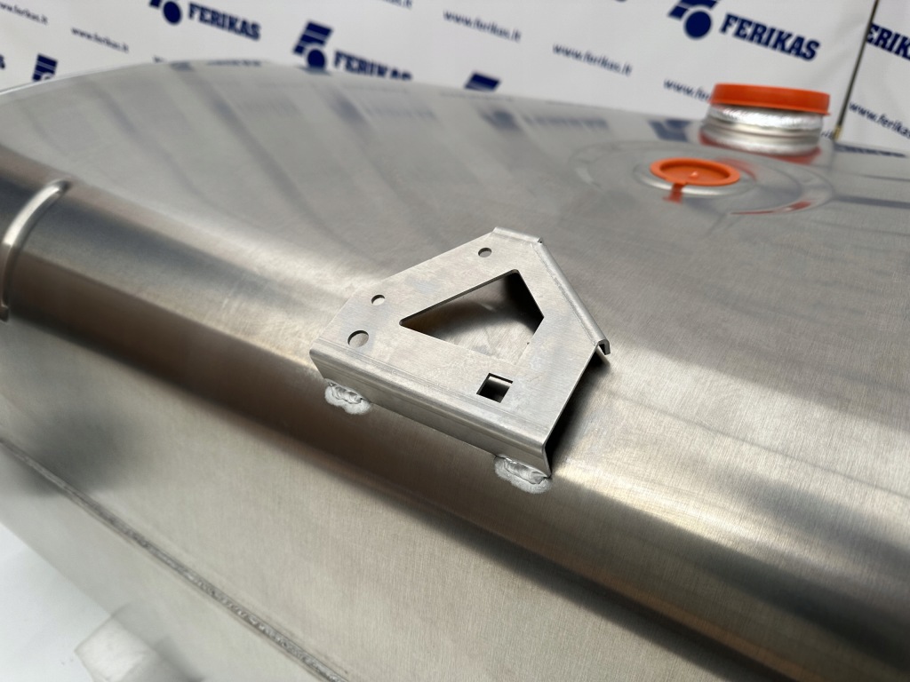 Новый aluminiowy бак топлива daf 525l с Разборки