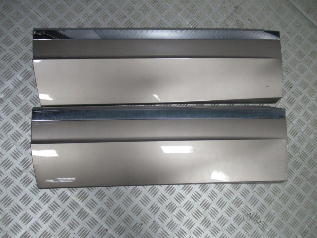 фото №1, Молдинг накладка дверь левый задняя vw touareg iii