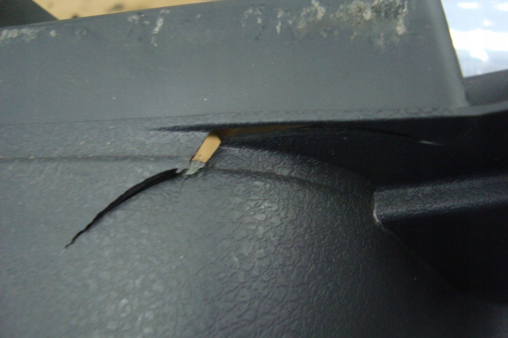 фото №11, Заднее сиденье ремни защёлки кронштейн обшивки dacia duster i 10-17