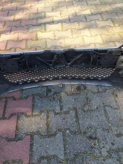 фото №9, Mercedes e klasa w212 бампер bez pdc