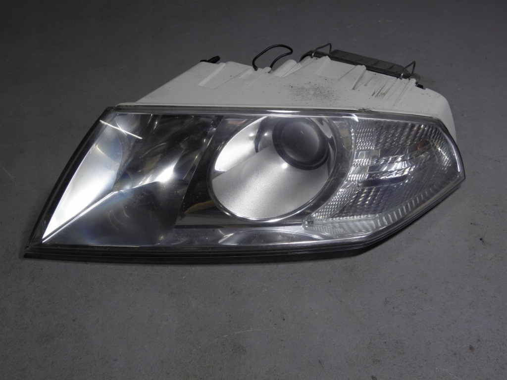 фото №1, Skoda octavia ii 1z0 лампа ліва ксенон