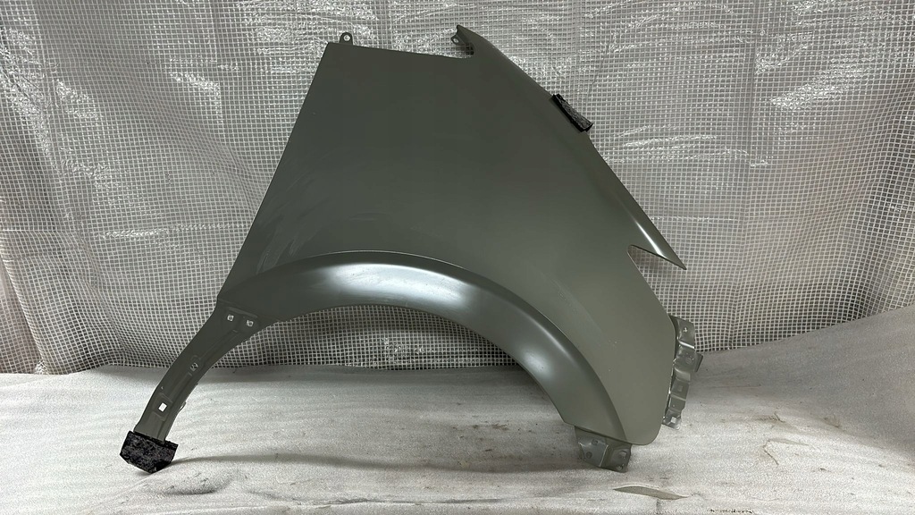 фото №1, Hyundai staria 2021- крила правий передній перед