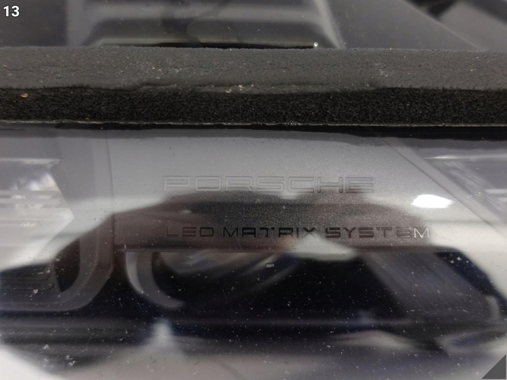 фото №14, Porsche taycan 9j1 лампа full led matrix pdls+ exc права перед +модуль