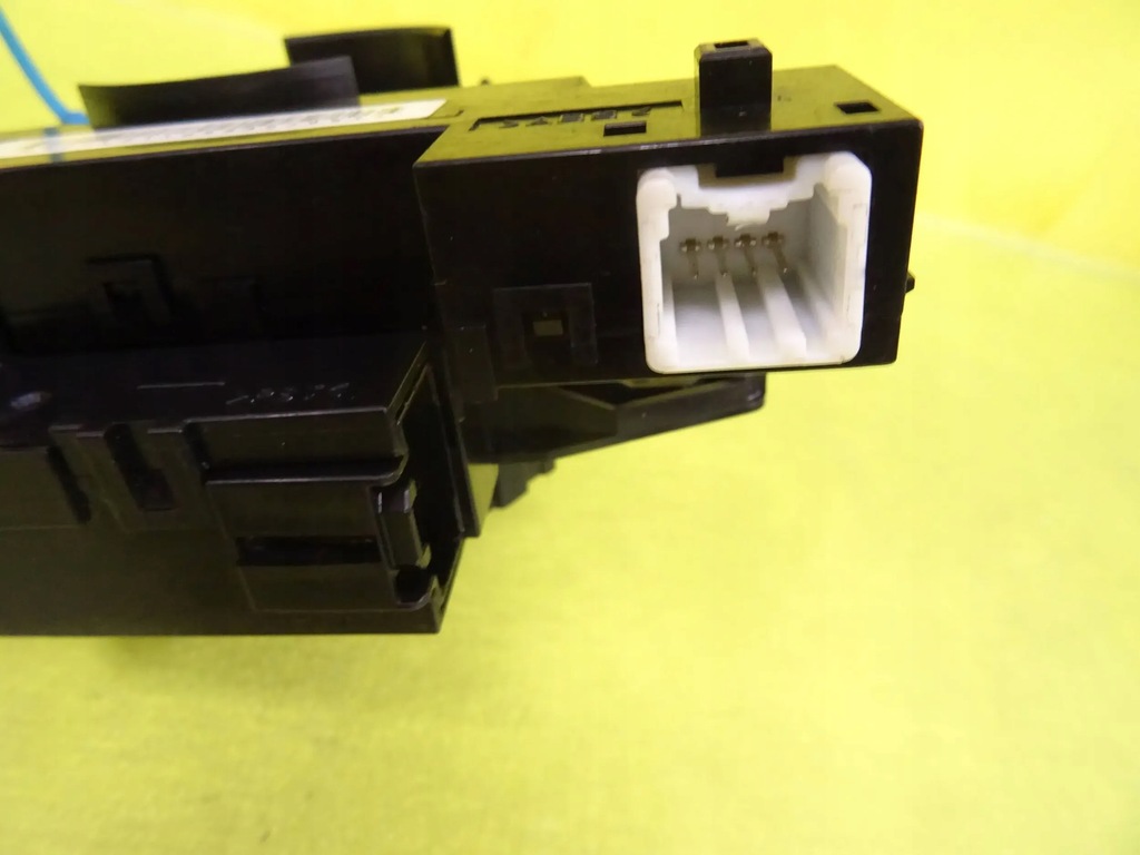 фото №6, Стрічка pod кермо mazda 6 nr263