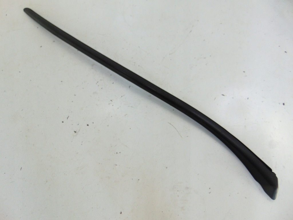 фото №1, Левая молдинг стекло лобовое citroen ds4