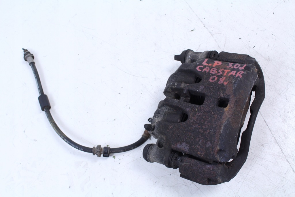 фото №1, Суппорт тормозной левый перед nissan cabstar 08r. 3.0d 3.5t