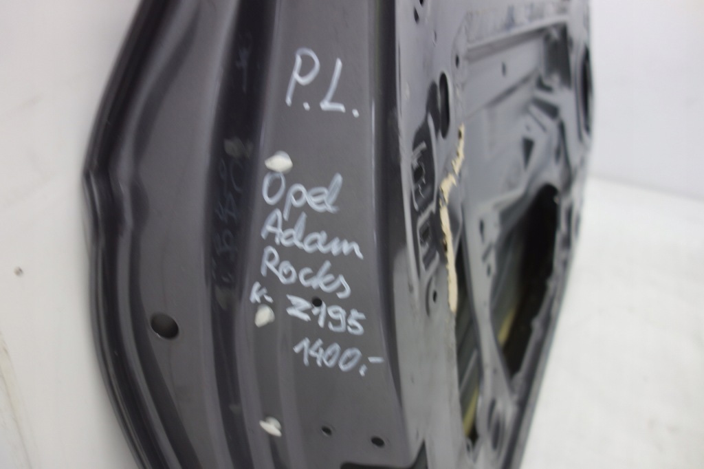 Дверь перед левая opel adam rocks цвет - z195 Киев