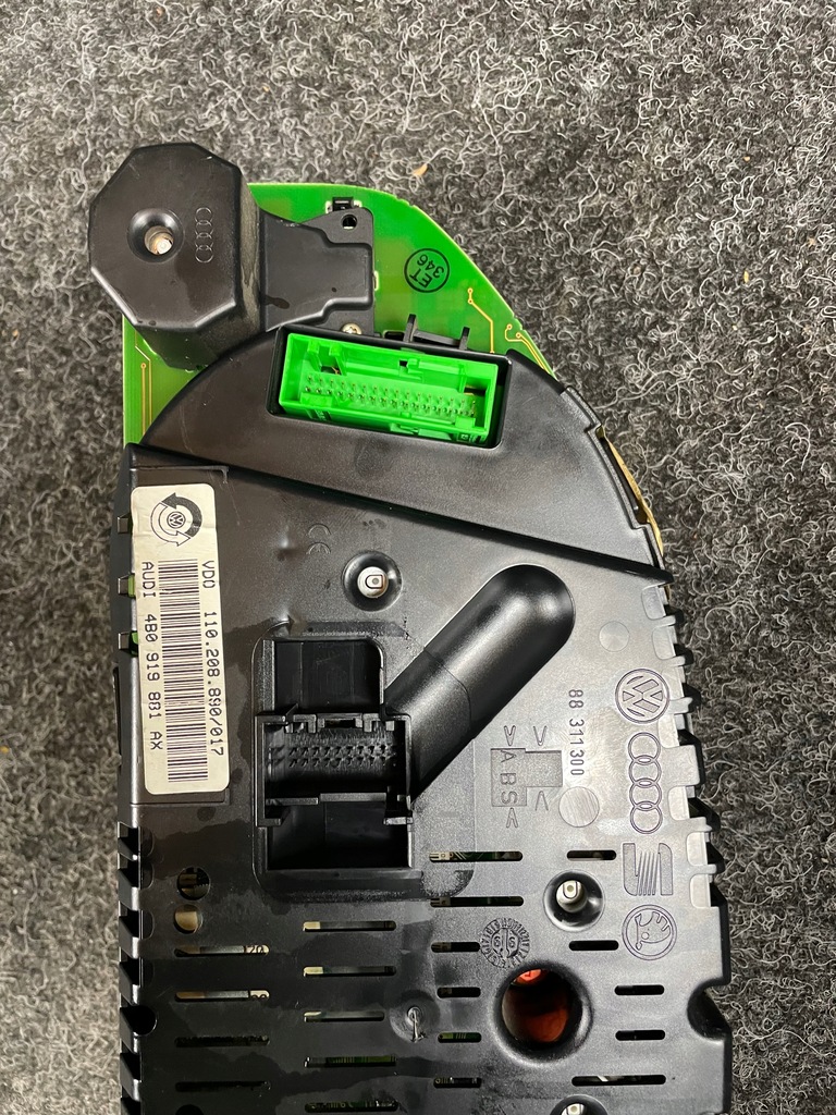 фото №9, Audi a6 c5 2.4 v6 лічильник прилади 4b0919881ax