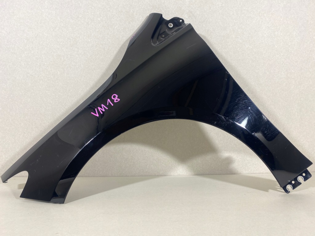 фото №1, Mercedes b-klasa w247 a247 крыло левый перед bdb