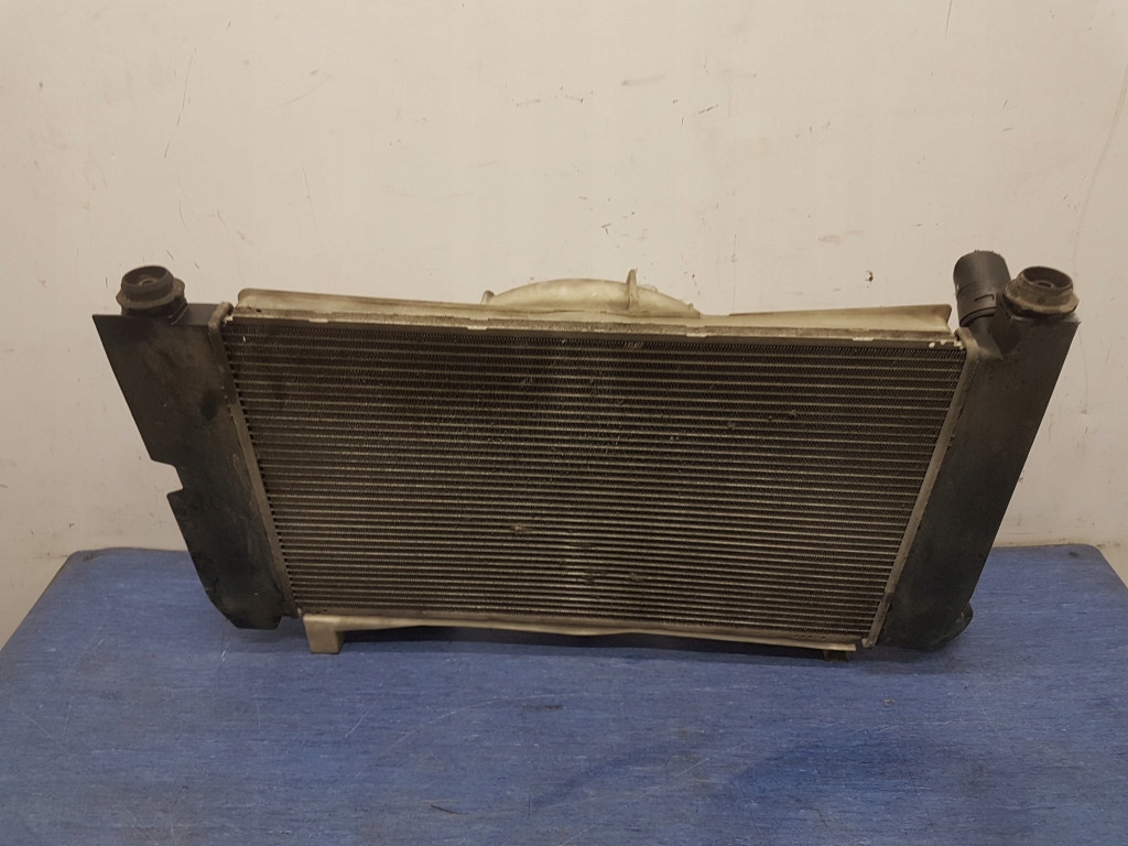 фото №7, Toyota avensis t25 1.6 радиатор wody