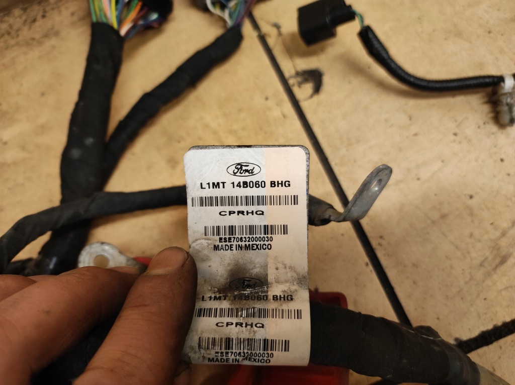 фото №11, Жгут электропроводка двигателя explorer vi 6 3.0b hybrid