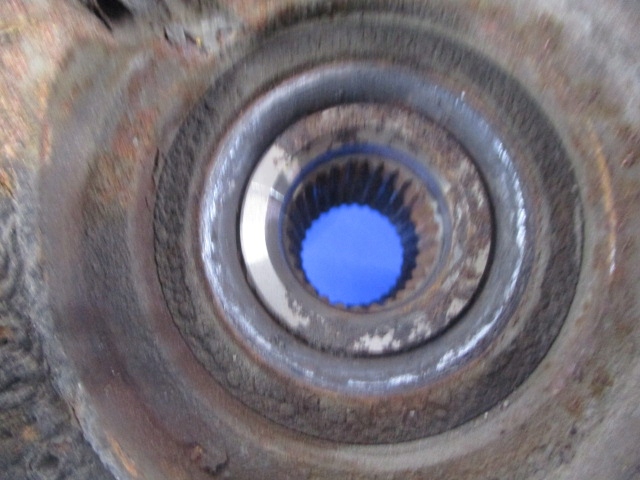 фото №4, Almera tino 1.8 116km поворотный кулак левая ступица abs