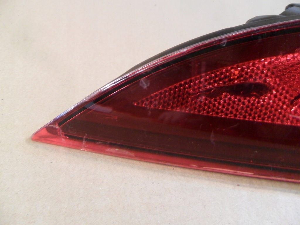 фото №9, Jaguar i-pace ipace лампа левая задняя j9d3-13405cb