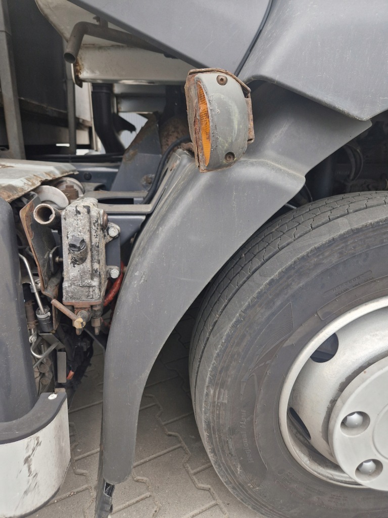 фото №1, Крила правий kompletny підкрилок кронштейн renault midlum gama d volvo fl