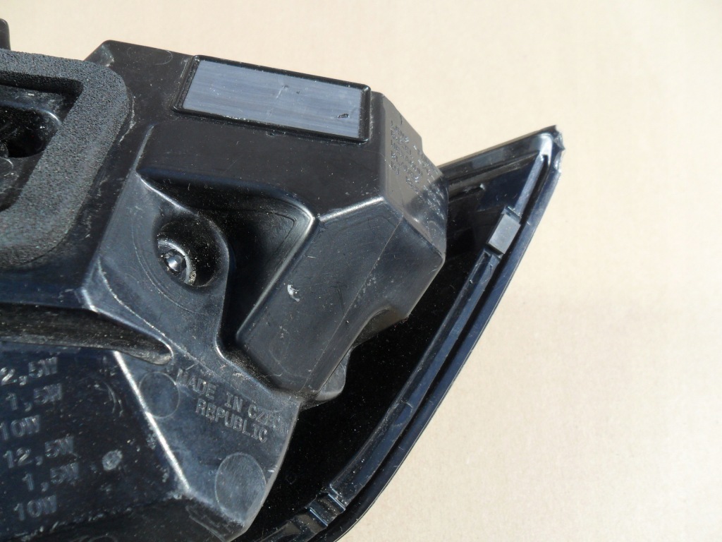 Land rover fk72-13405-cf фара led задний  левая sport с Разборки