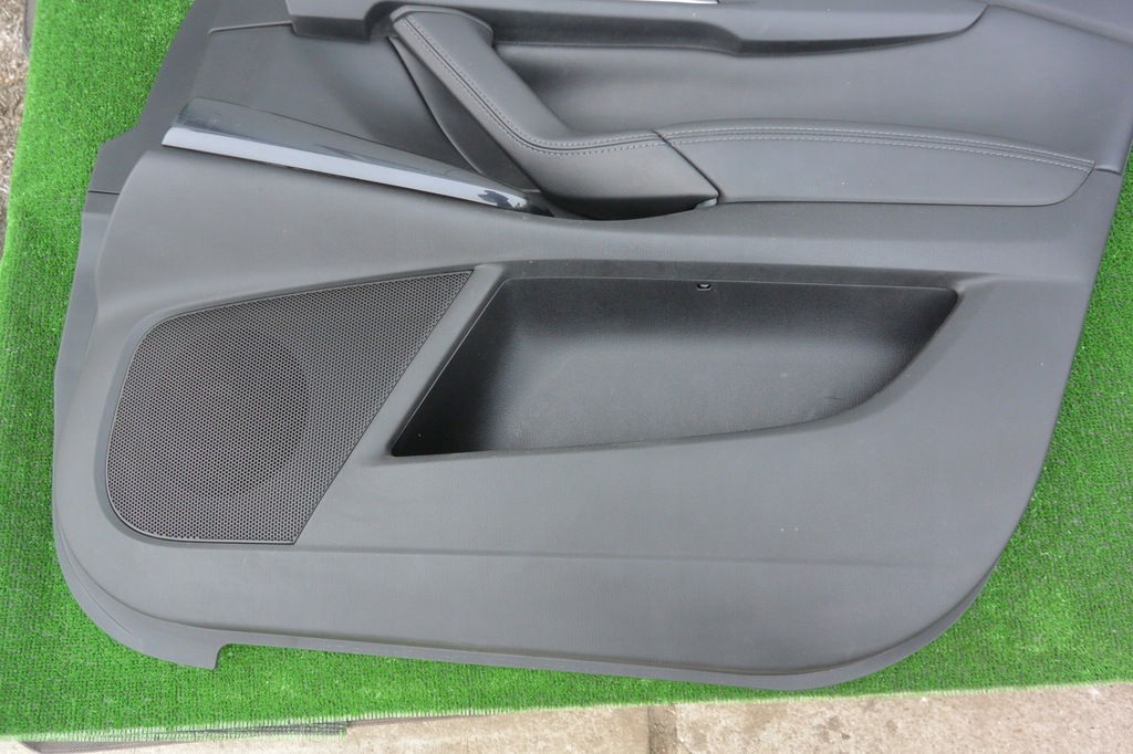 фото №6, Обшивка двері правий перед mazda cx9 ii eu