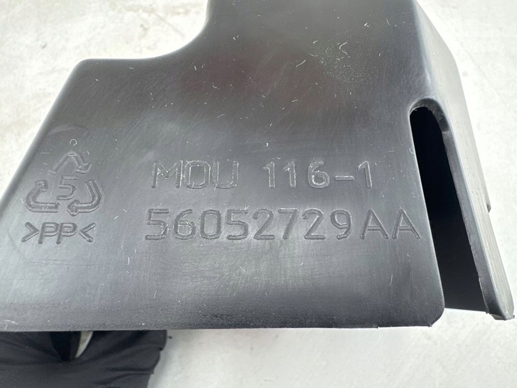 фото №8, Jeep commander 2006 другое элементы отделка багажника