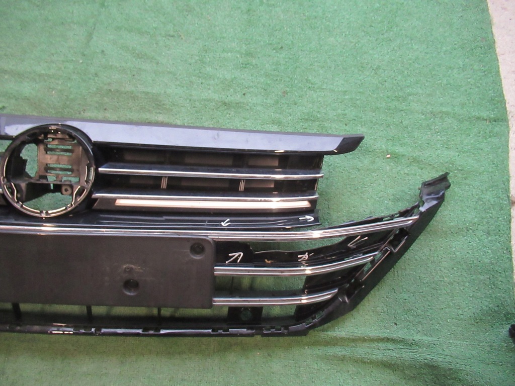 фото №4, Vw arteon 3g8 r line r-line lift решётка радиатора решётка радиатора led 3g8853655j 3g8853651bl