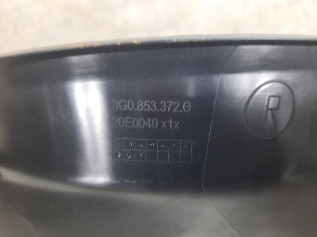 фото №4, Молдинг захист поріг права vw passat b8