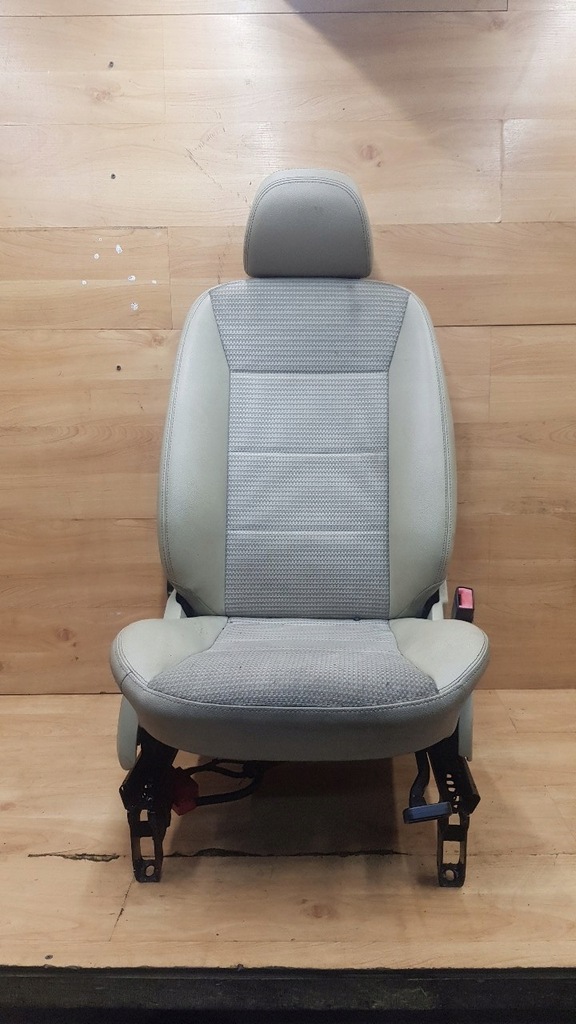 фото №1, Сиденье перед правый пассажира mercedes w245