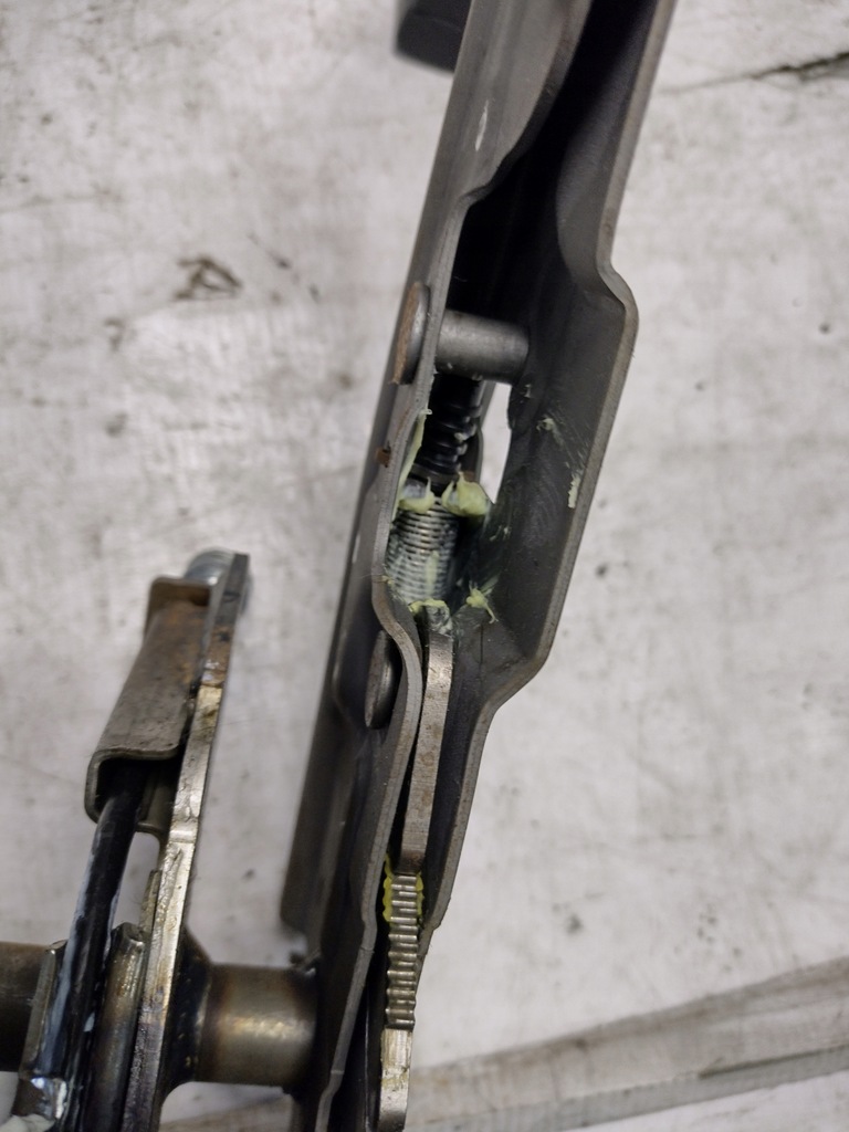 фото №11, Важіль гальма ручного ford kuga mk1 i 2,0tdci