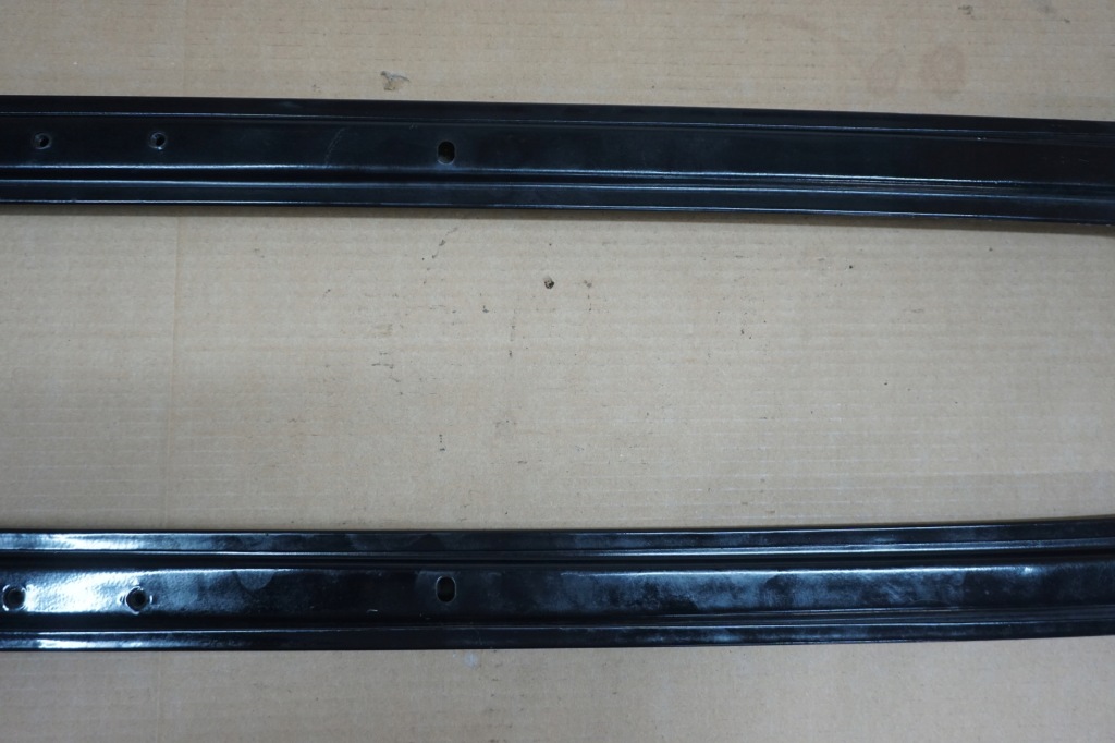 Suzuki samurai поперечина балка дверь cabrio 410 413 комплект Оригинал