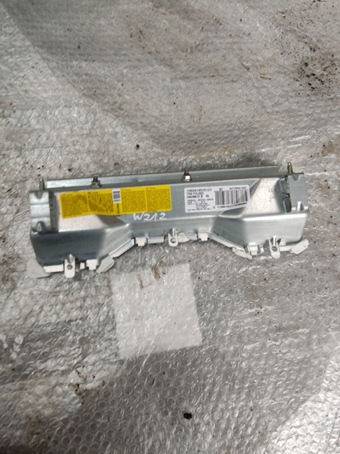 фото №6, Подушка колінна mercedes w212 w218 a2128601002