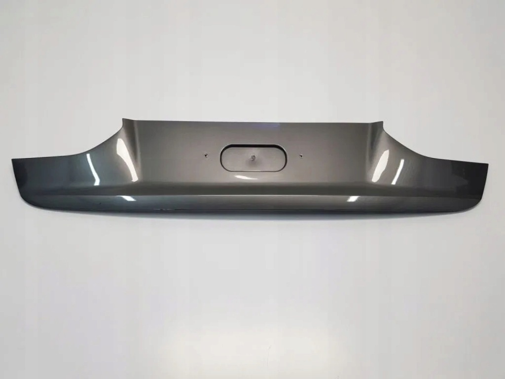 фото №1, Накладка молдинг крышки задняя bmw 7 g11 g12 7379945