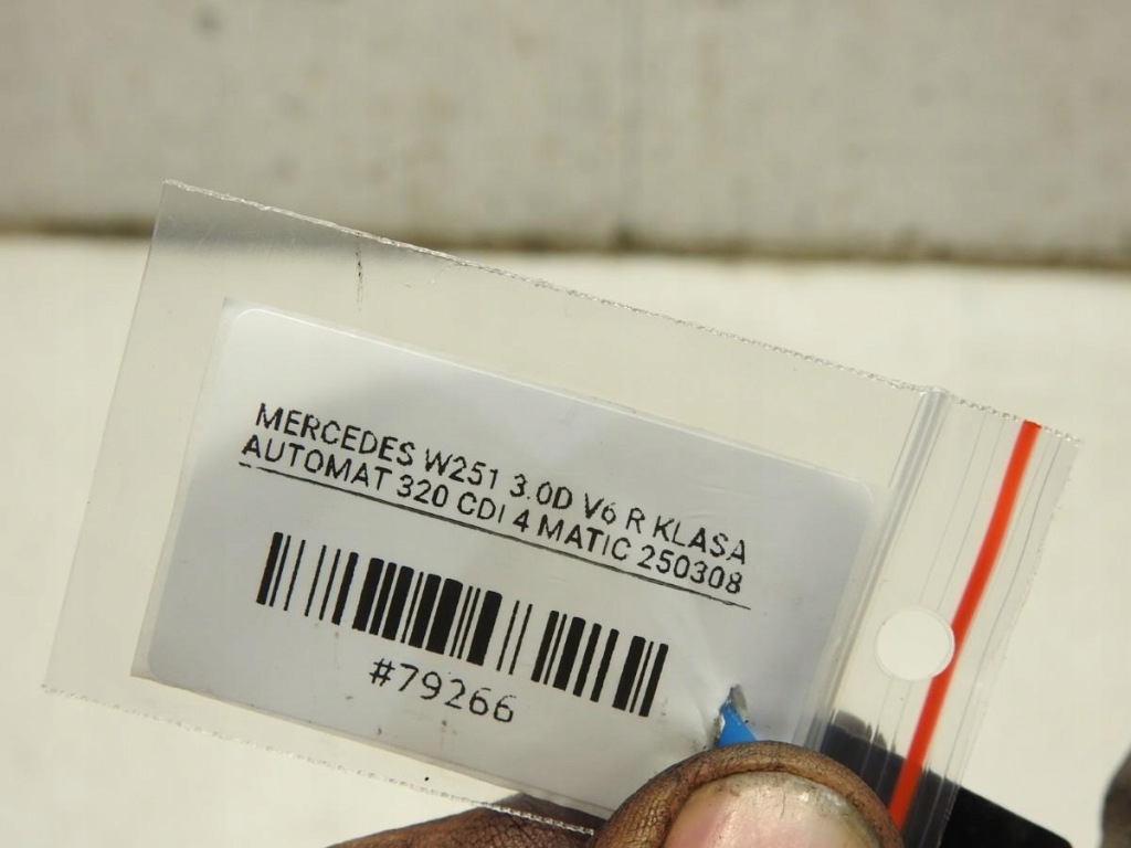 фото №4, Щуп щуп оливи mercedes r w251 3.0 cdi v6 .