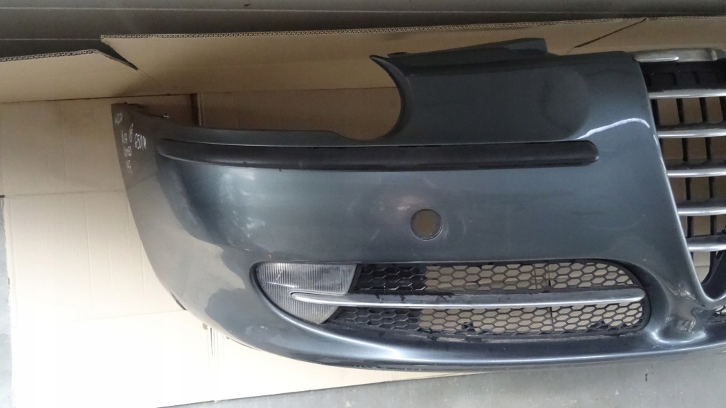 Alfa romeo 147 бампер перед 73525828 650/a Оригінал