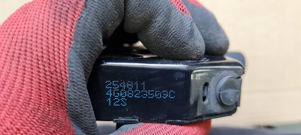 фото №8, A7 4g замок капот перед 4g0823509c a6 c7 4g