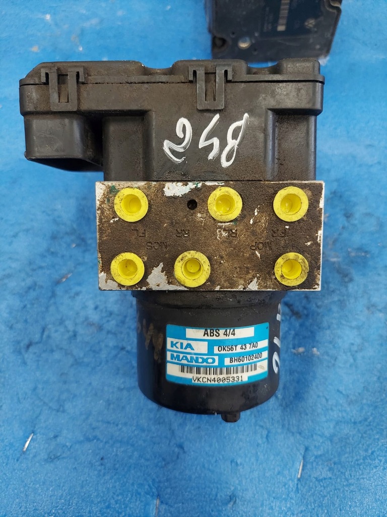 фото №1, Насос abs kia carnival 0k56t437ae