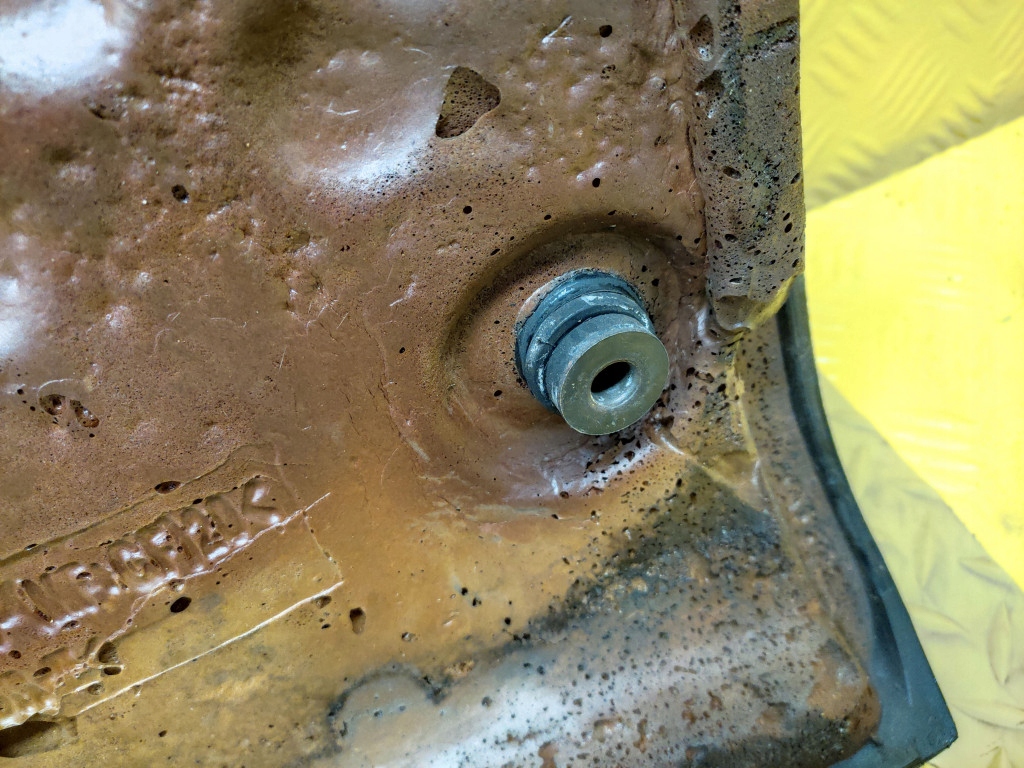 фото №6, Chevrolet lacetti 1.5 16v кришка двигуна