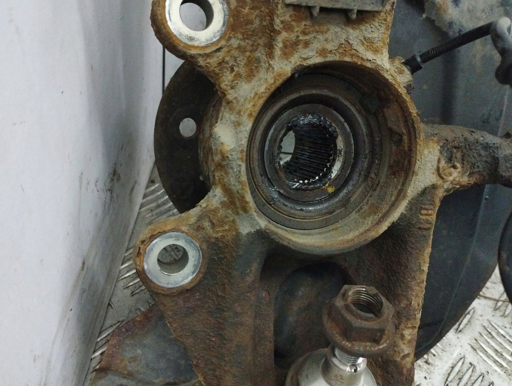 фото №8, Mercedes-benz ml w164 2010 ступиця колеса передній