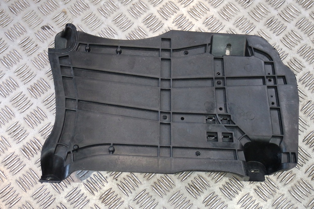 фото №1, Защита пластик mercedes w222 s a2226840000