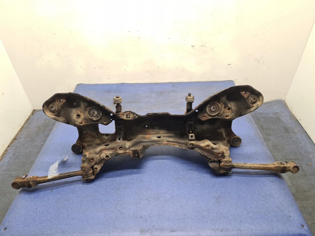 фото №1, Mitsubishi galant viii 2.0b подрамник перед