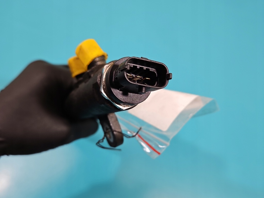 фото №7, Молдинг впрыскная датчики opel combo c 0445214086 1.3 cdti