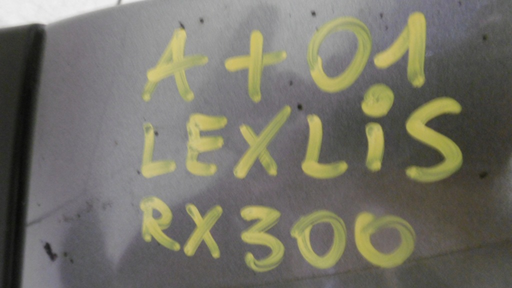 Крыло  левое  перед lexus rx 1 rx300 рестайлинг  2000r- в Украине