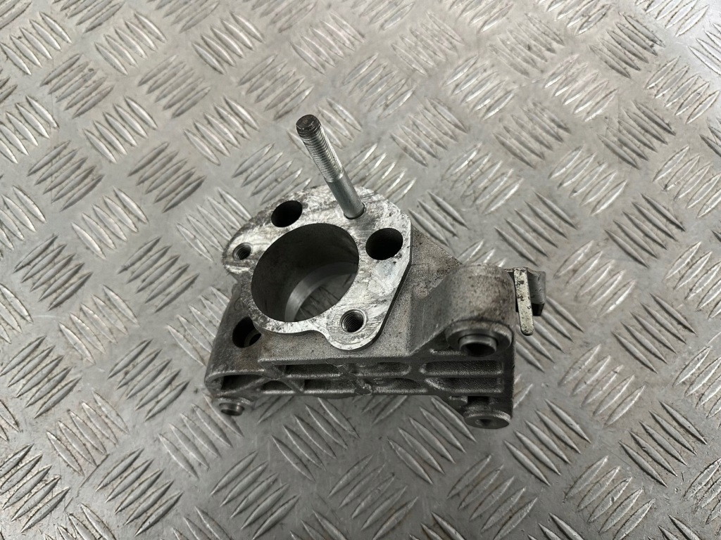 Lancia delta iii 1.6 jtd опора полуось 55203363 Киев