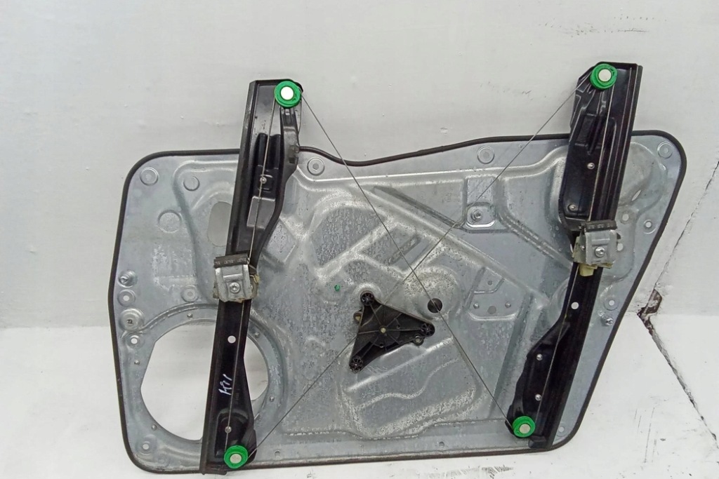 фото №6, Подъемник стекло левых передних дверь vw tiguan 5n_ 5n0837755 1.97l